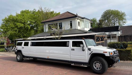 Hummer H2 limousine wit
