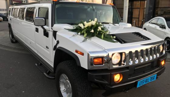 Hummer H2 limousine Hummer H2 limousine