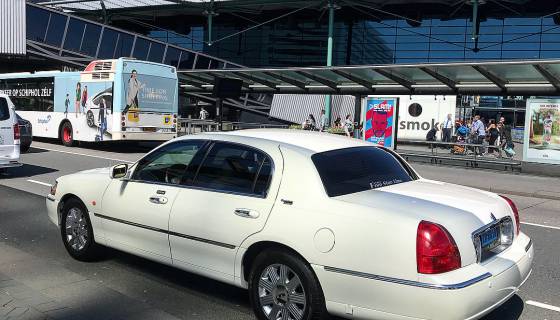 Limousine huren in Schiphol